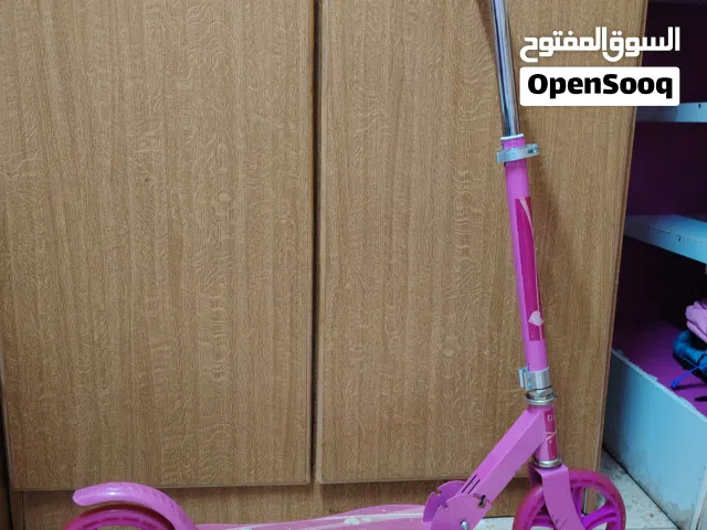 سكوترات للبيع بحالة ممتازة