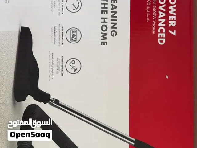 مكنسة جديد غير مستعملة بقراطيسها وكرتونها