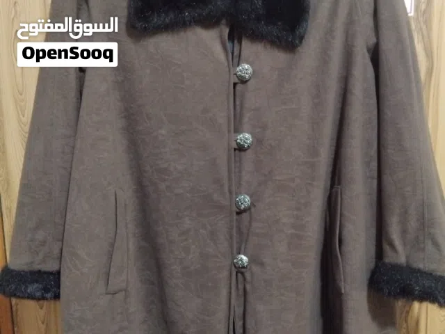 جاكيت نسائي استعمال نظيف خامه اللهم بارك السعر 65