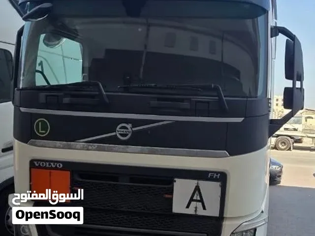 للبيع شاحنة Volvo FH 460 موديل 2019
