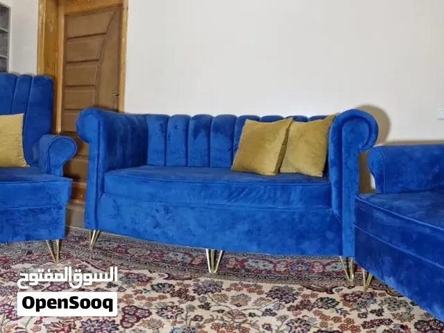 جلسة وسط حوش او خارجية