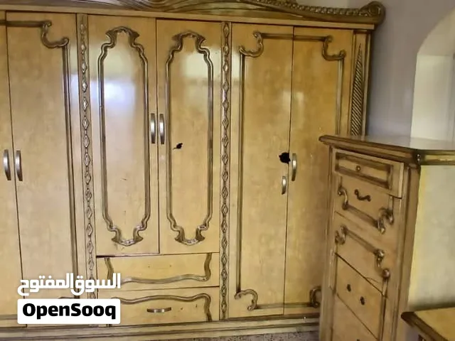 غرفة نوم ملكي نضيف جدا وسعرها عرطه 130الف فقط الحق ماتلحق مشكلتك