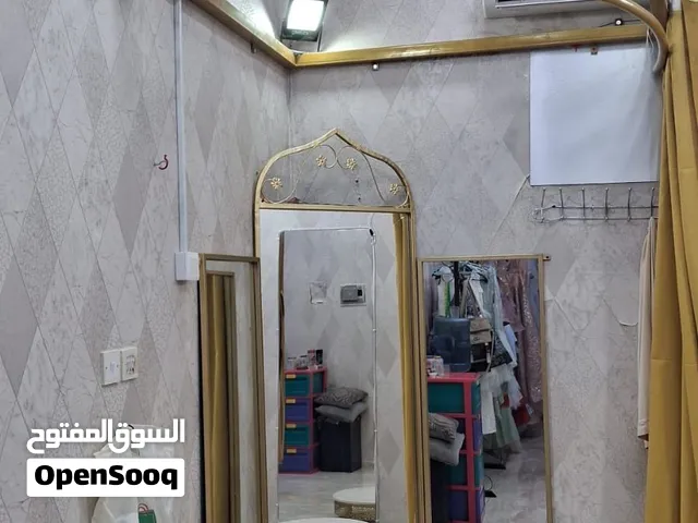مرايا مع ديكور للبيع