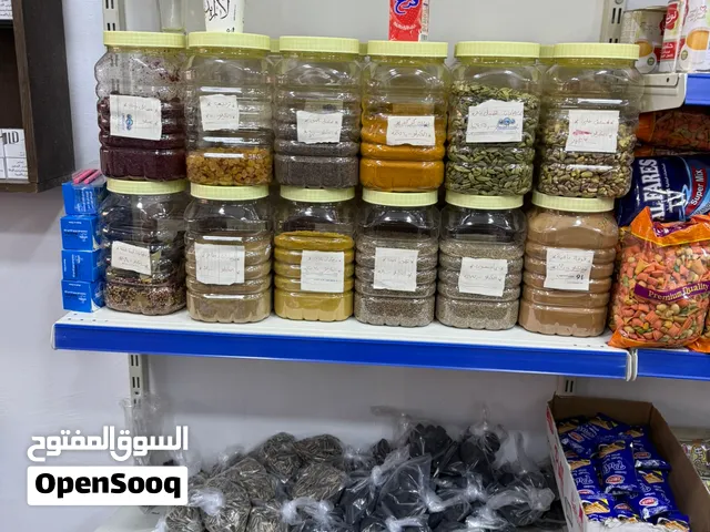 مخازن ارضيه عدد 2 للايجار تصلح إلى سوبرماركت  منطقه حيويه في ماحص