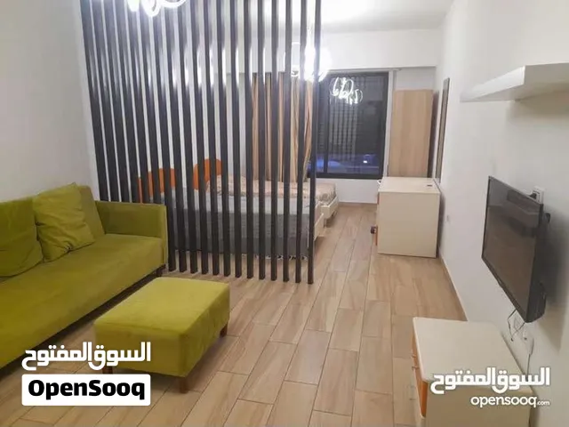 ستوديوهات للإيجار