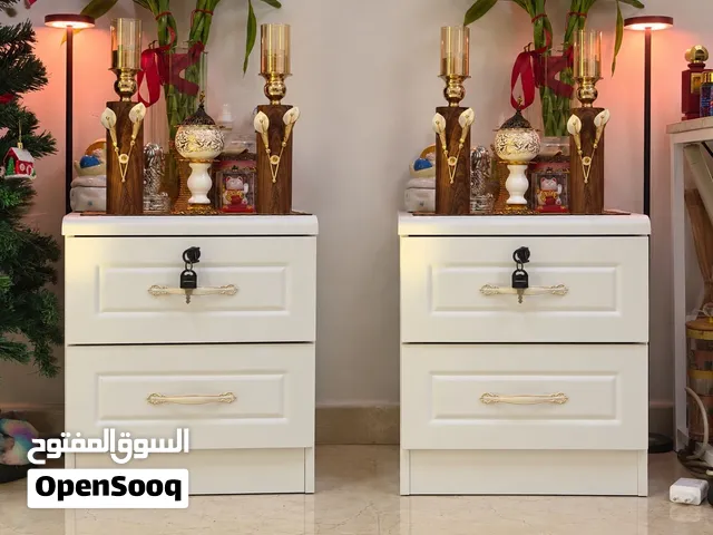 طاولات جانبية