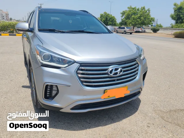 هيونداي سنتافي 2017 Limited هاتشباك فضي بمحرك بنزين، تأمين إلزامي، مواصفات كوريا