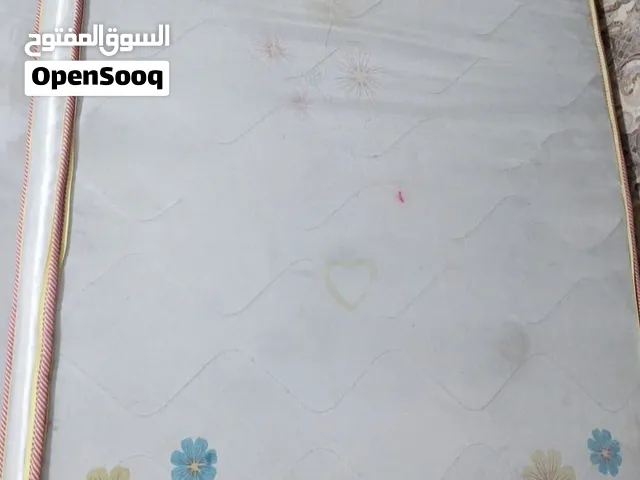 سلام عليكم جرابي عدد 2قويات نضاف كلش مابيهن زلغ
