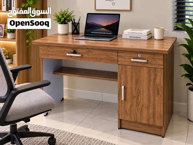 مكتب مع خزانة و جرارين بقفل