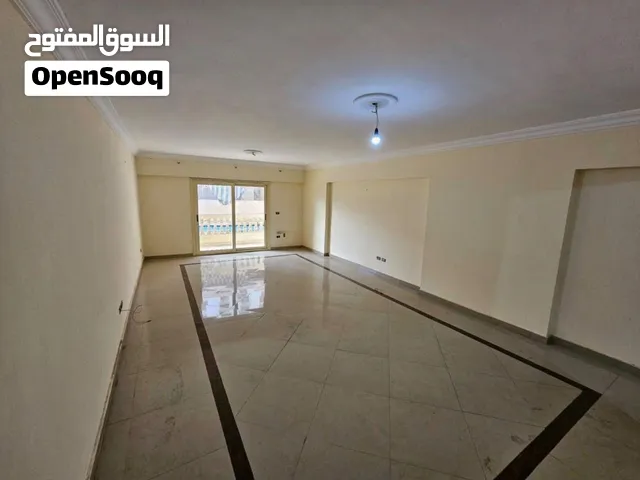 شقة للبيع فى سابا باشا بسعر مميز