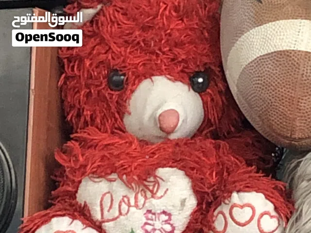 دب حجم صغير لون احمر