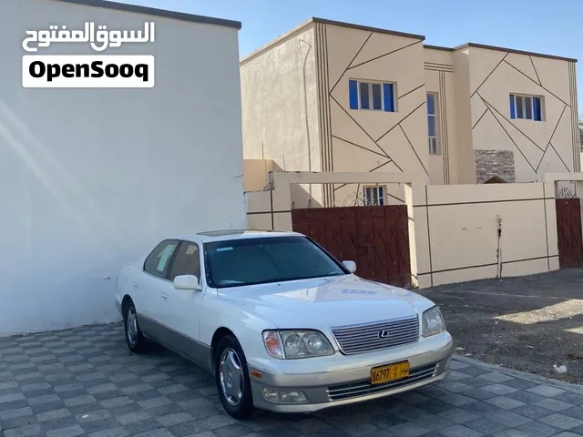 لكزس ال اس 400