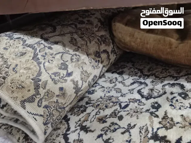 سجاد موكيت نظيف للبيع