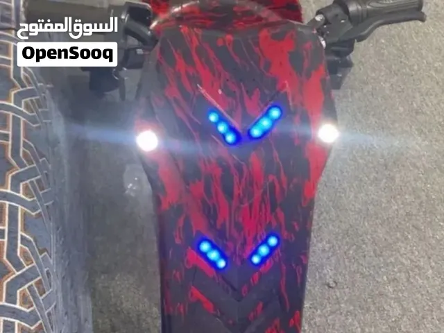 للبيع سكوتر شبه جديد ما يبيله شي معا شاحنه