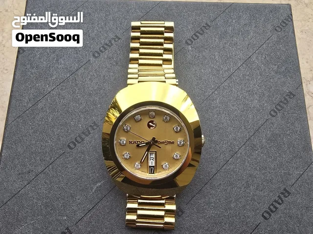 ساعه رادو دايستار اصليه نظيفه جدا وعلى الفحص مع ضمانها وملحقاتها