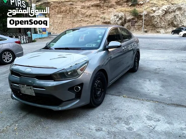 كيا ريو نظيفه