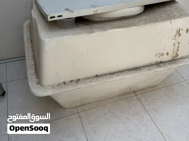 للبيع خزان ماء صغير بسعرة 15 دينار