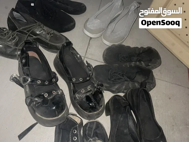 احذية للبيع