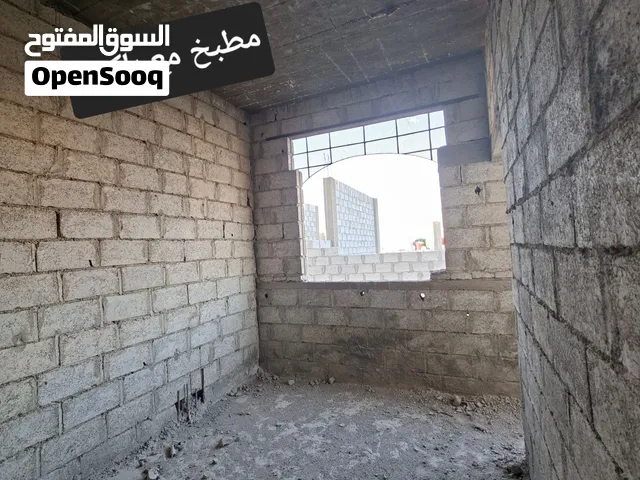 بيت للبيع مع سطحه عالعظم_ريف دمشق 98متر مع سطح 98