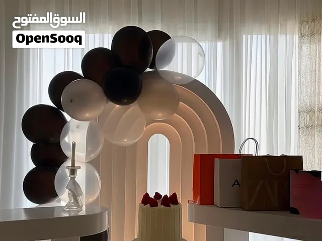 ستاند ب اضاءه للبيع