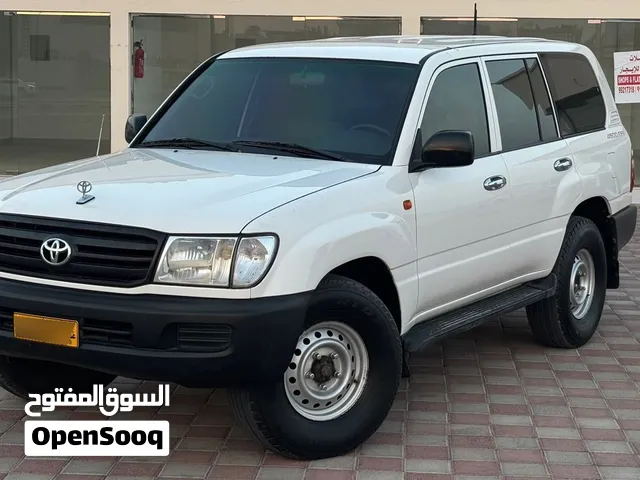 لاندكروزر G موديل 2002