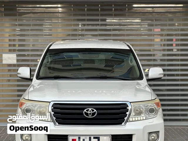 TOYOTA LAND CRUISER GXR V6 2012 WHITE