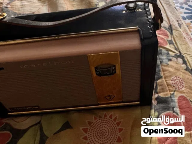 راديو قيم و قديم 1961صنع في اسبانيا