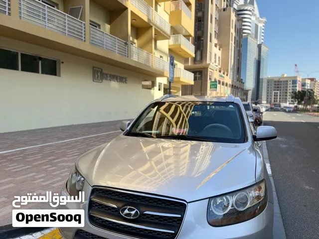 Family car for fair price Hyundai Santa fe 2009