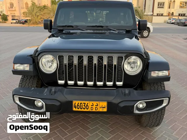 سيارة جيب رانجلر High Altitude 4xe 2022 أسود للشراء بنظام دفع أوتوماتيك ومواصفات أمريكية