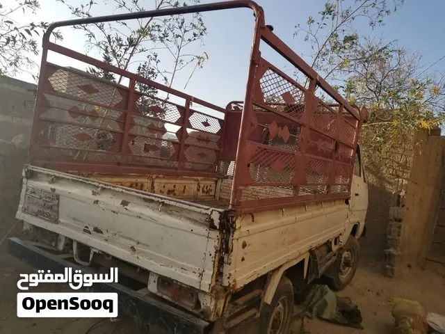 كيا سيريس (دبل) مديل97 نضيف وعرطه السعر500الف يمني