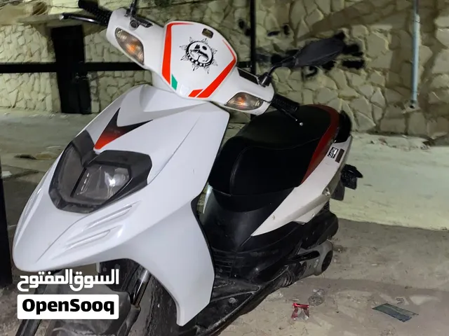 ابريلياst sr