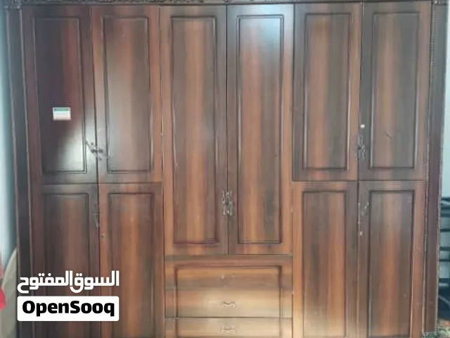 دولاب نضيف للبيع300دينار