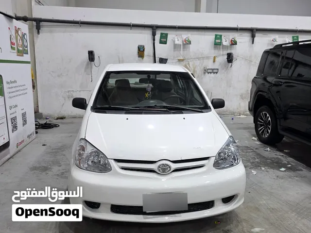 للبيع سياره ايكوا مديل 2005 لون ابيض نظيفة
