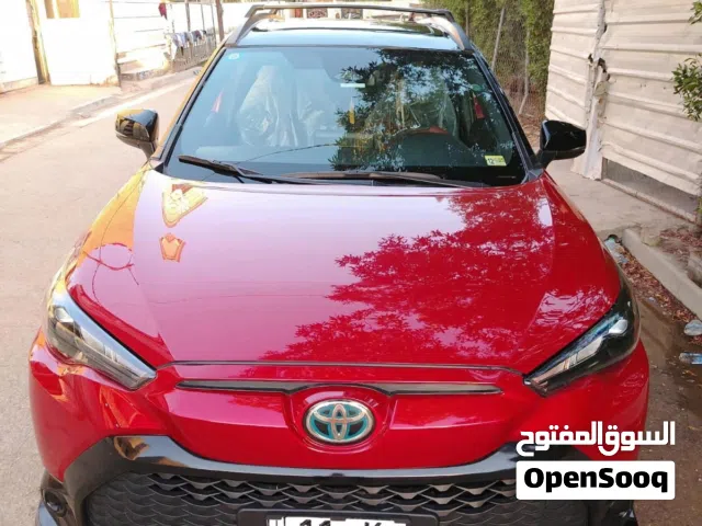 2024 تويوتا كورولا كروس LE