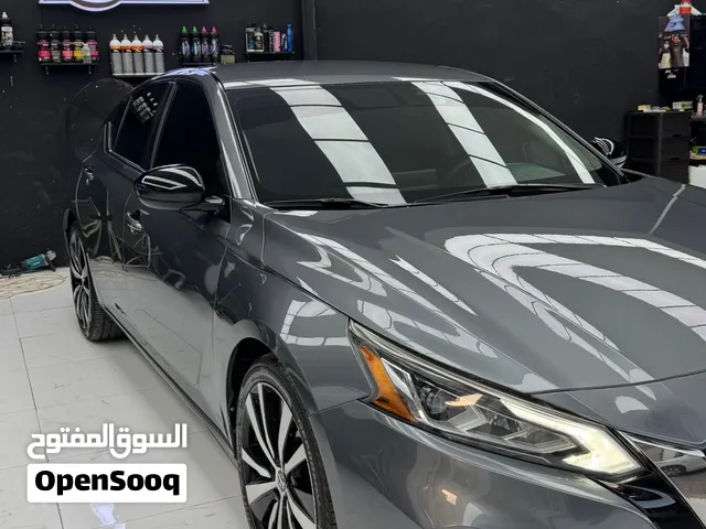 Used Nissan Altima in Muscat