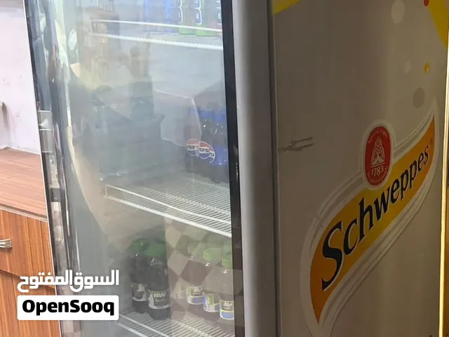 ثلاجة عرض مشروبات
