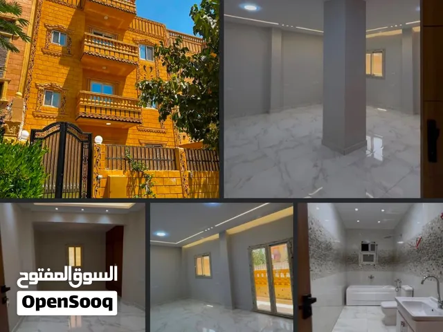 فيلا سوبر لوكس للبيع حدائق اكتوبر قريب من جامعة زويل kkrkirjrhjh