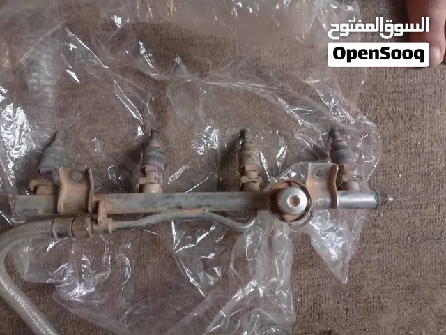 مرسيدس كاكوية محرك الاحمر