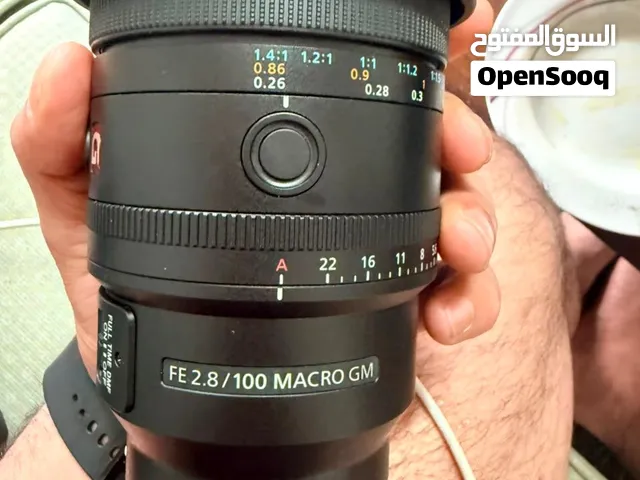 Sony A7R V (ILCE-7RM5الكاميرا الأولى هي من   a 7نوع والكاميرا الثانيه هي من نوع سوني الفا  سفن sony