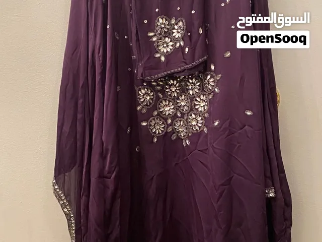 عبايه سهر خليجية بالطرحه للبيع