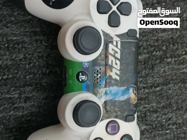 ايد بلايستيشن فور ايد ربي يبارك نضيفه شغاله السعر 75 غير قابل للنقاش ومتوفر تبديل بي دسكه فور