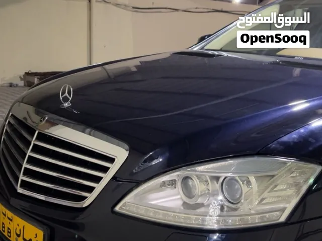 مرسيدس نضيف ما يشكي من شي