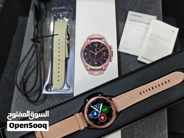 ساعة سامسونج 3 للبيع 41 mm اللون البرونزي الجميل وفي حاله رائعه. Samsung 3 watch
