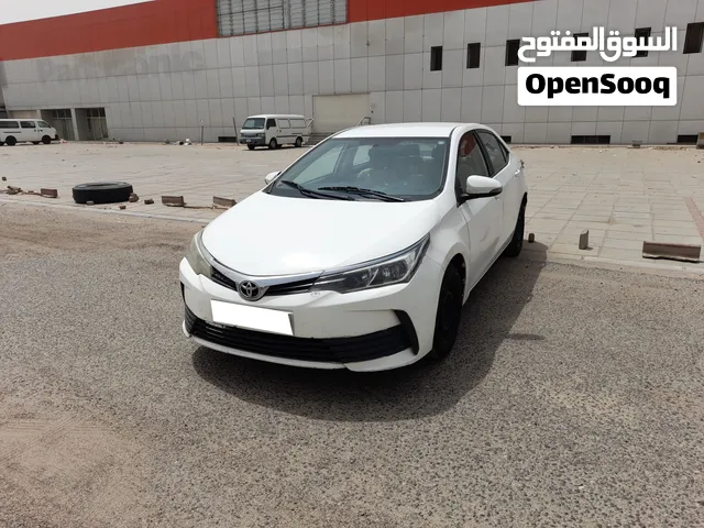تويوتا كورولا 2018 مستعملة بحالة ممتازة مواصفات خليجية للبيع بنظام التقسيط الشهري بدون تعقيدات بنكية