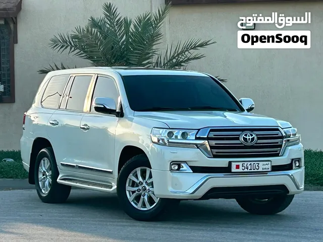 Toyota Landcruiser GXR V8 model 2017 FOR SALE