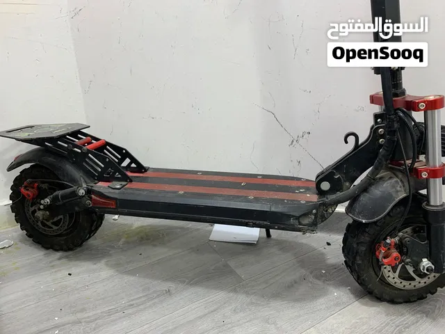 سكوتر محركين سريع جدا فقط يحتاج كنترول