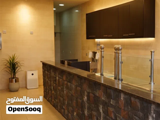 مطعم مميز للإيجار في ابو علندا