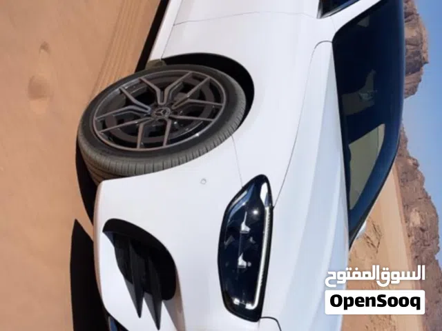 مرسيدس E200 2023 للأيجار اليومي والاسبوعي والشهري