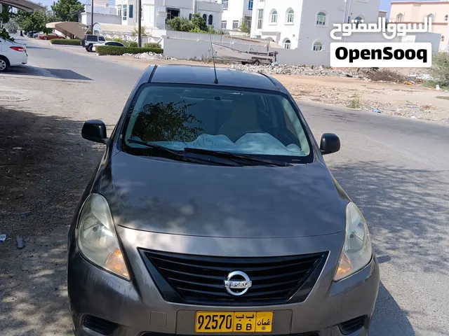 Nissan sunny good condition newly painte. 1 year mulkiya interested people only contact.