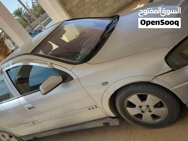 اوبل استرا